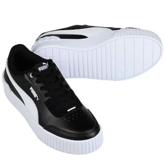 Puma Women Black,White Carina Sneaker size 7C,amazing for wider feet,big toe box - Picture 1 of 12